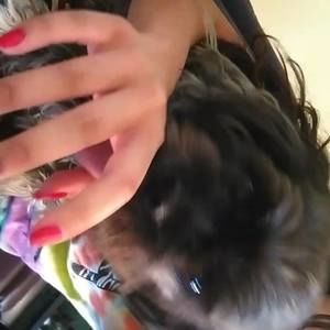 Meet your Posher, Valerie